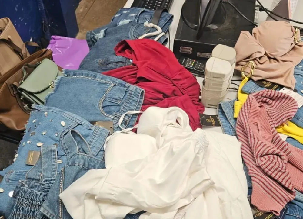 tres-mulheres-flagradas-em-furto-no-centro-de-livramento